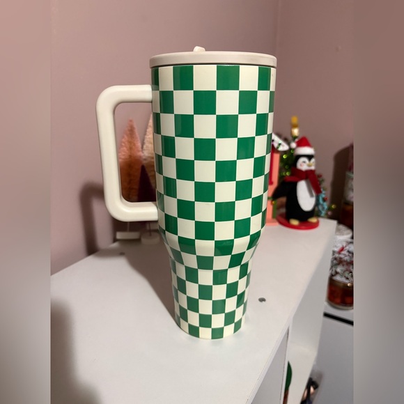 Green Checkered Hydrojug 40oz - Picture 2 of 6